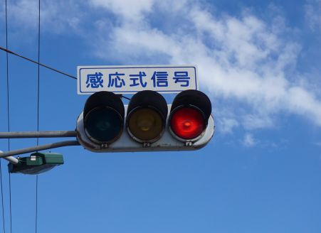 กฎจราจรน่ารู้สำหรับการขับรถในญี่ปุ่น